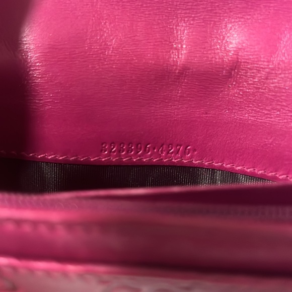 Authentic Gucci wallet - Picture 10 of 16